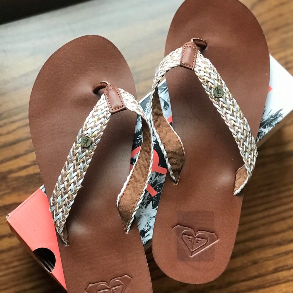 Roxy Braided Metallic Sandals